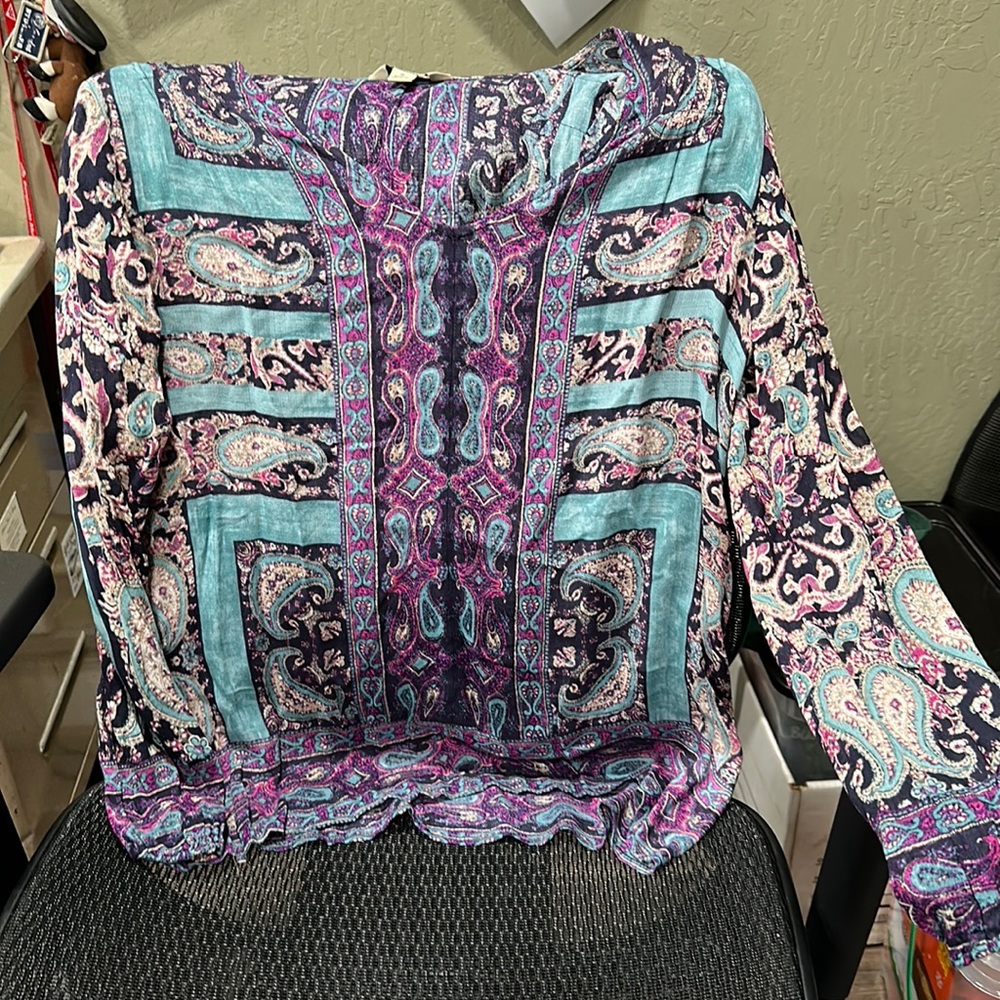 Long sleeve top